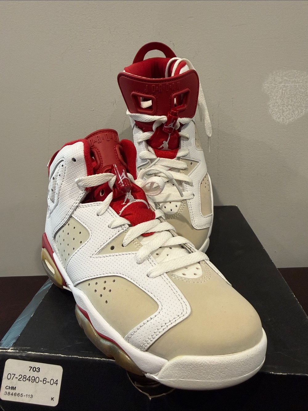 Jordan 6 Retro BG Kids Red, White & gray High-Top Sneakers